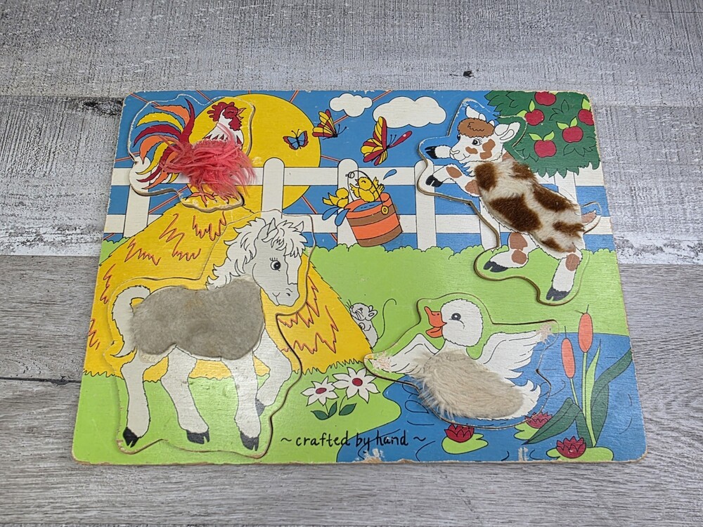 Rare Vtg Fuzzy Puzzles Old MacDonald's Farm Puzzle 1994 Handcrafted g64